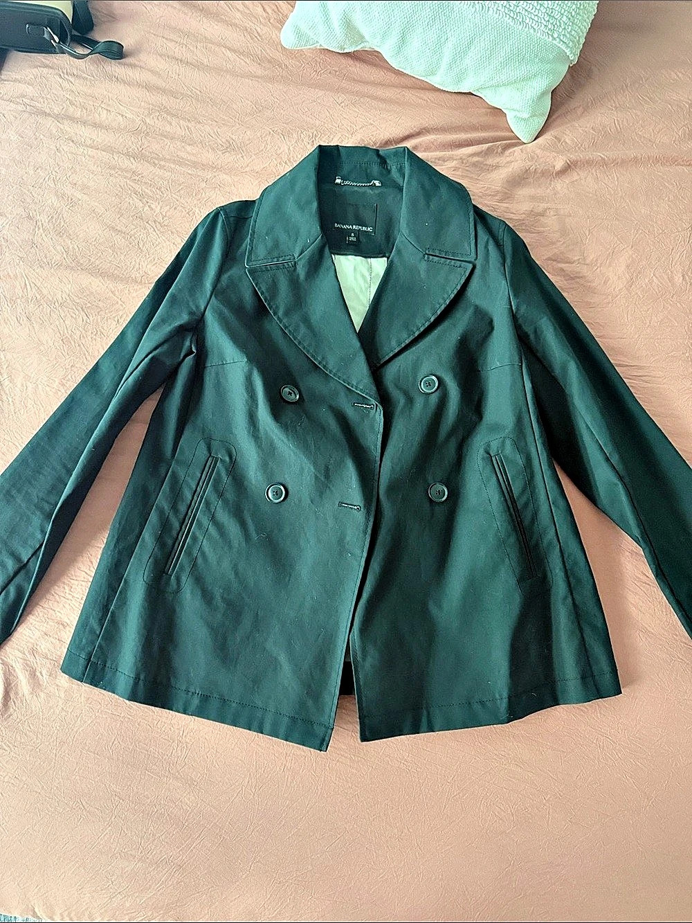 Banana Republic Women's Black Double-Breasted Short Trench - Coat Like New